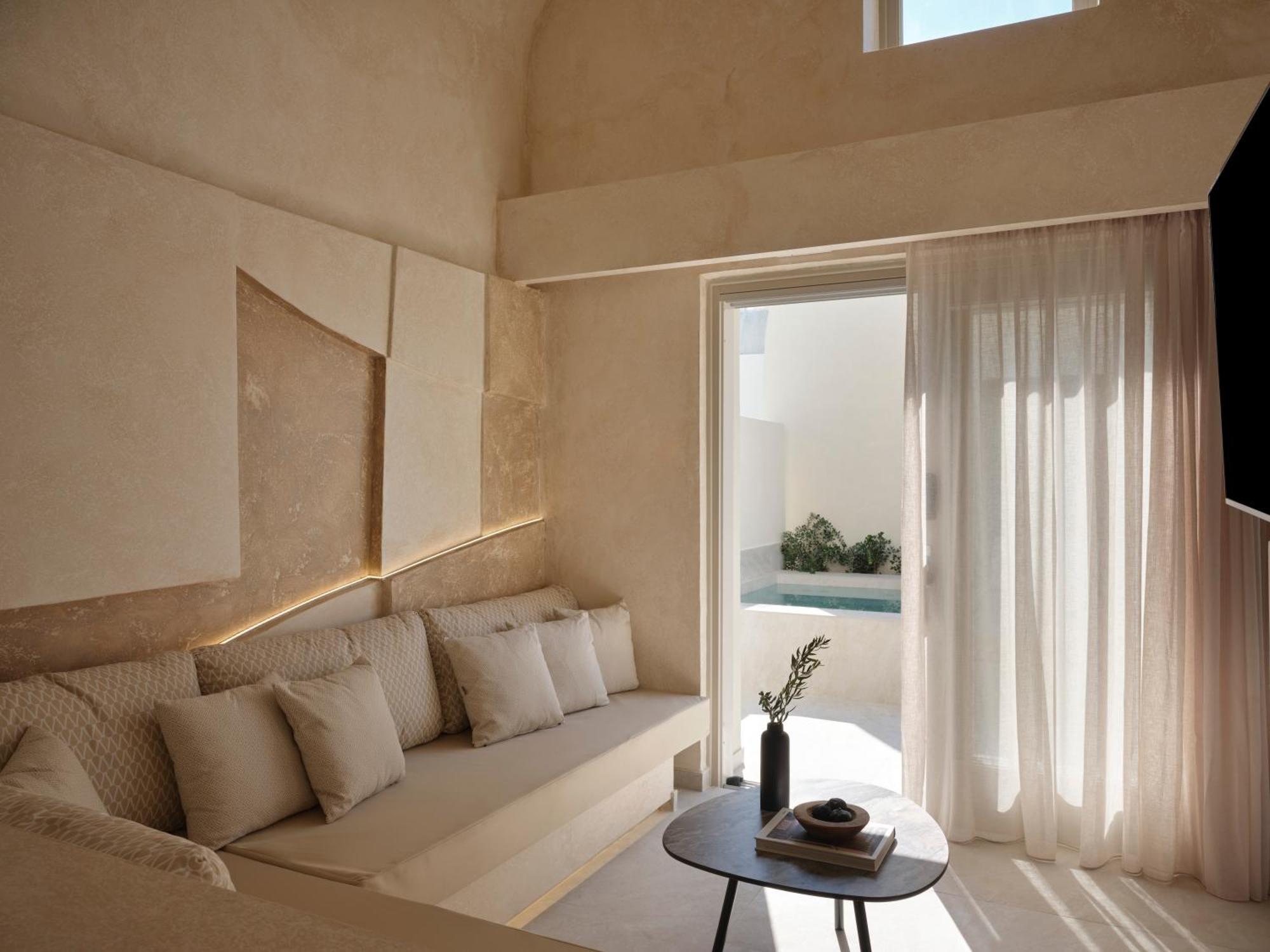 Heyday Luxury Suites 佩里萨 外观 照片