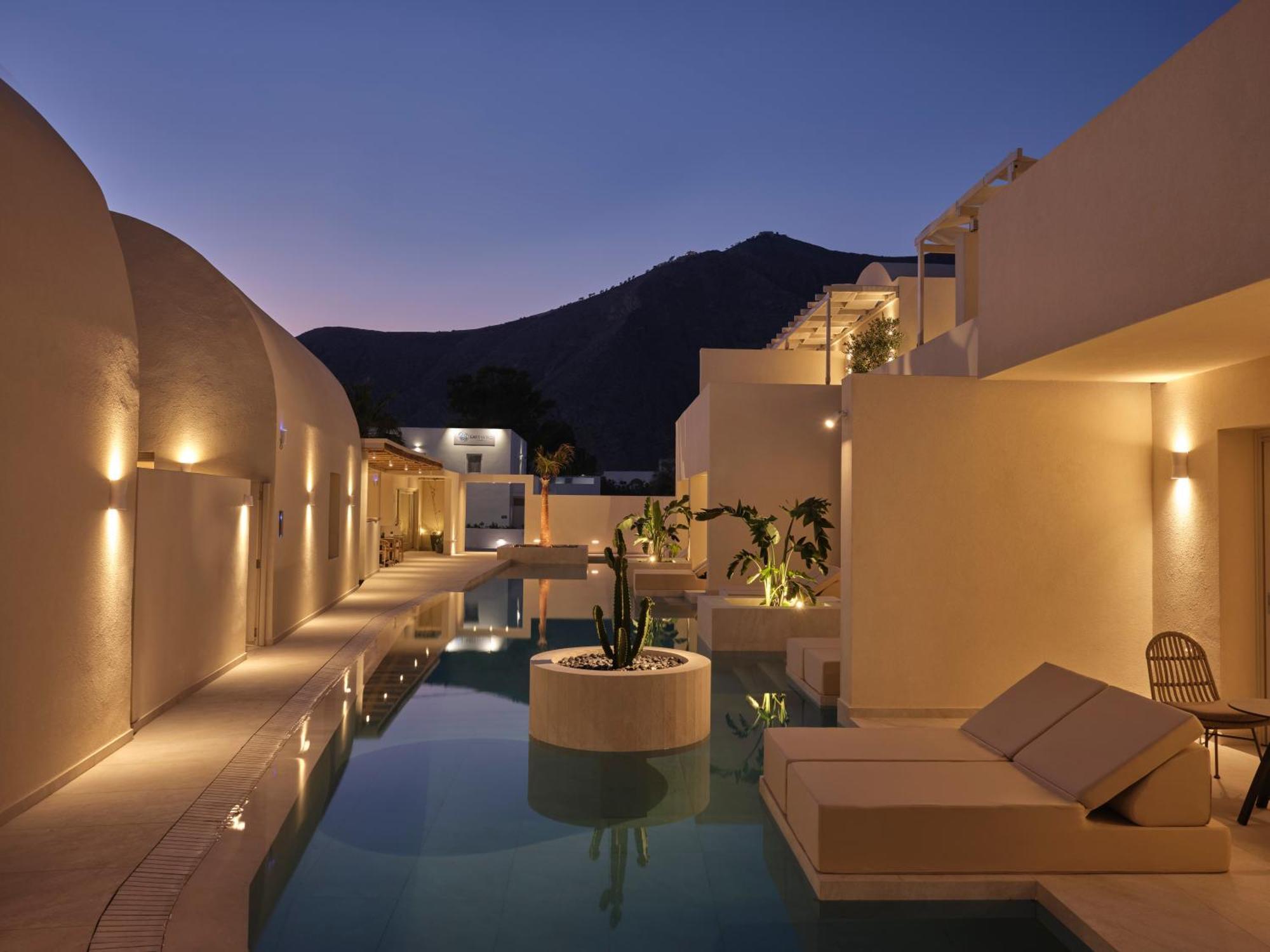 Heyday Luxury Suites 佩里萨 外观 照片