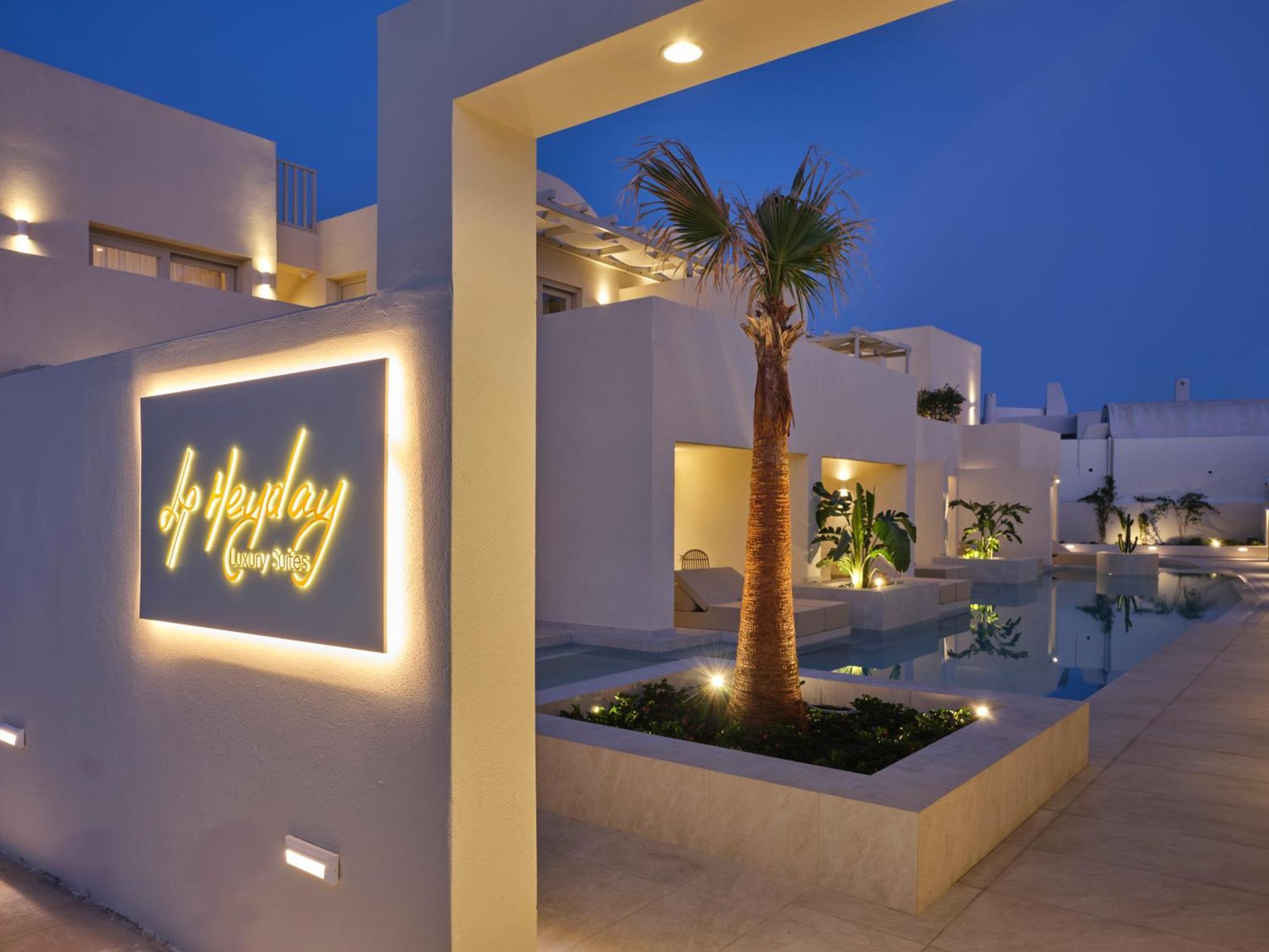 Heyday Luxury Suites 佩里萨 外观 照片