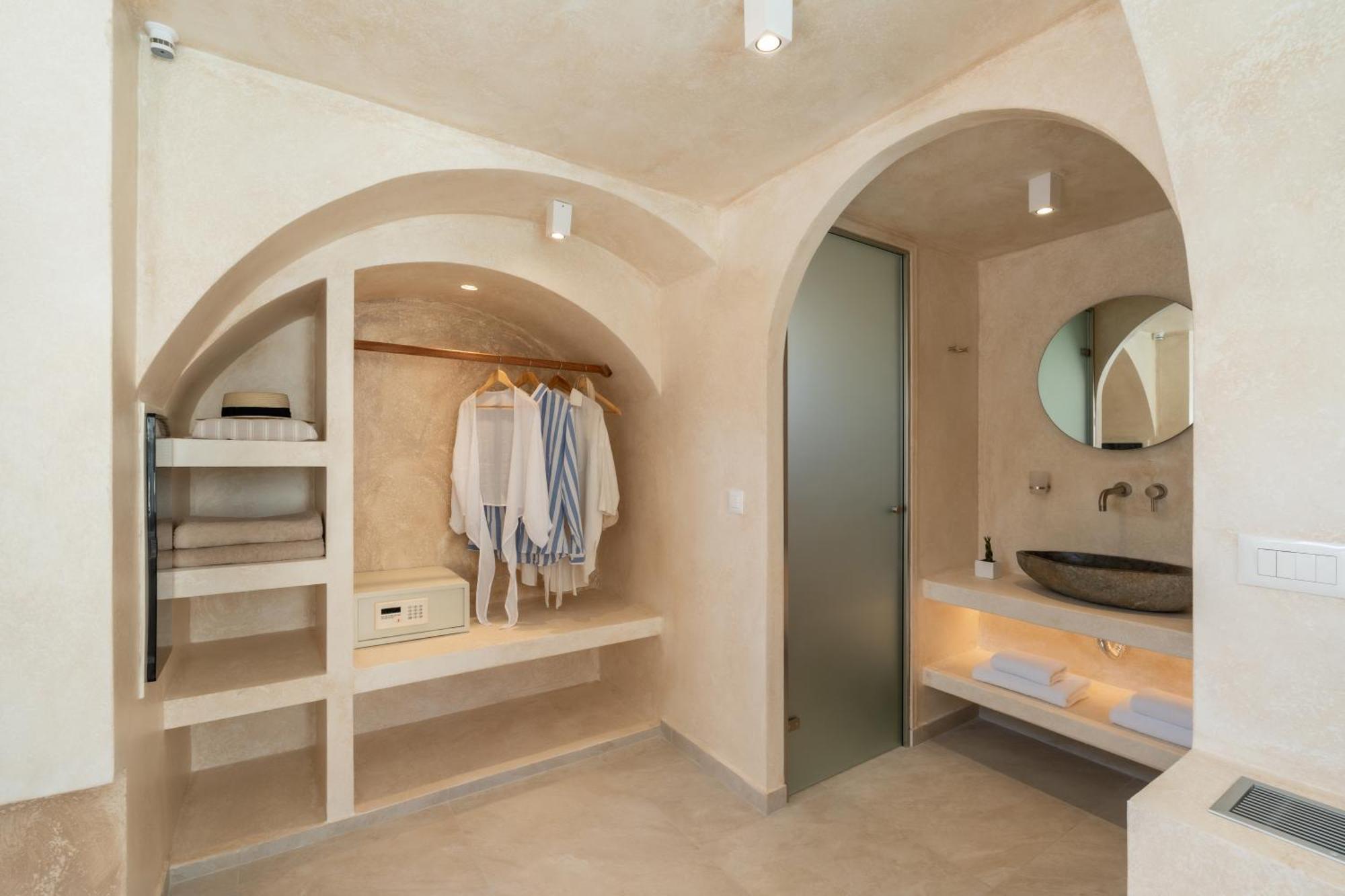 Heyday Luxury Suites 佩里萨 外观 照片