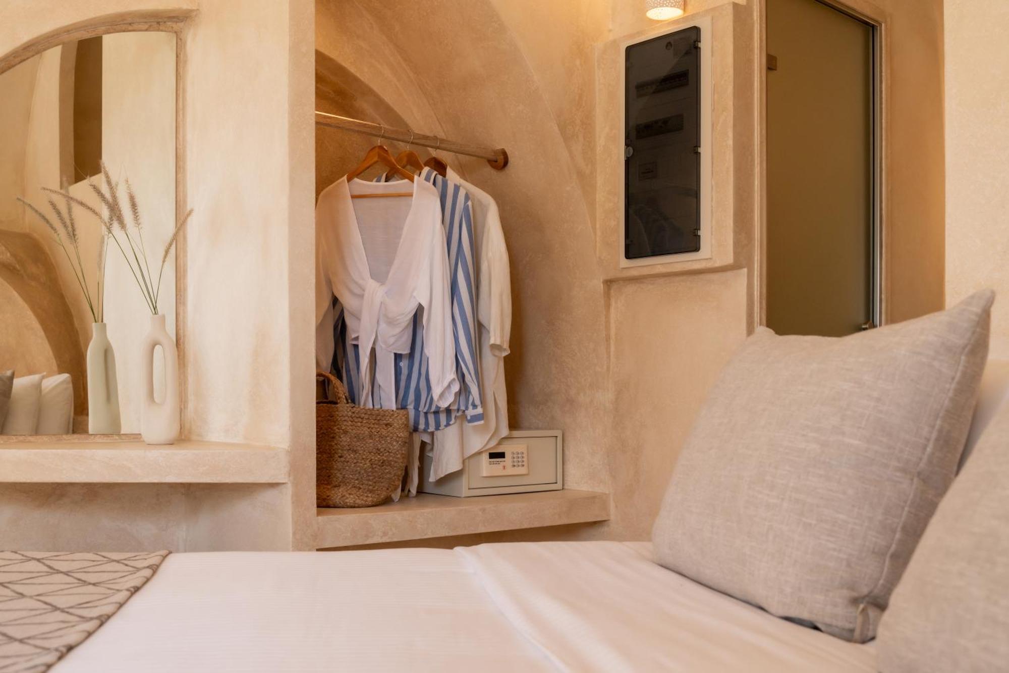 Heyday Luxury Suites 佩里萨 外观 照片